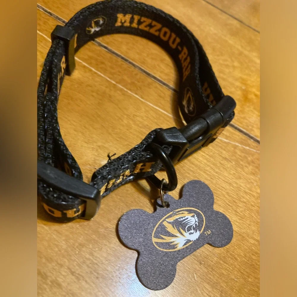 NWT Mizzou-Rah Adjustable Nylon Dog Collar